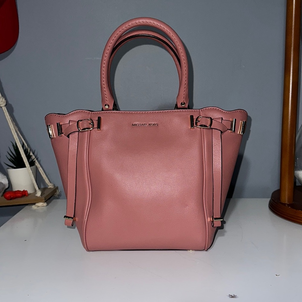 Michael Kors pink bag